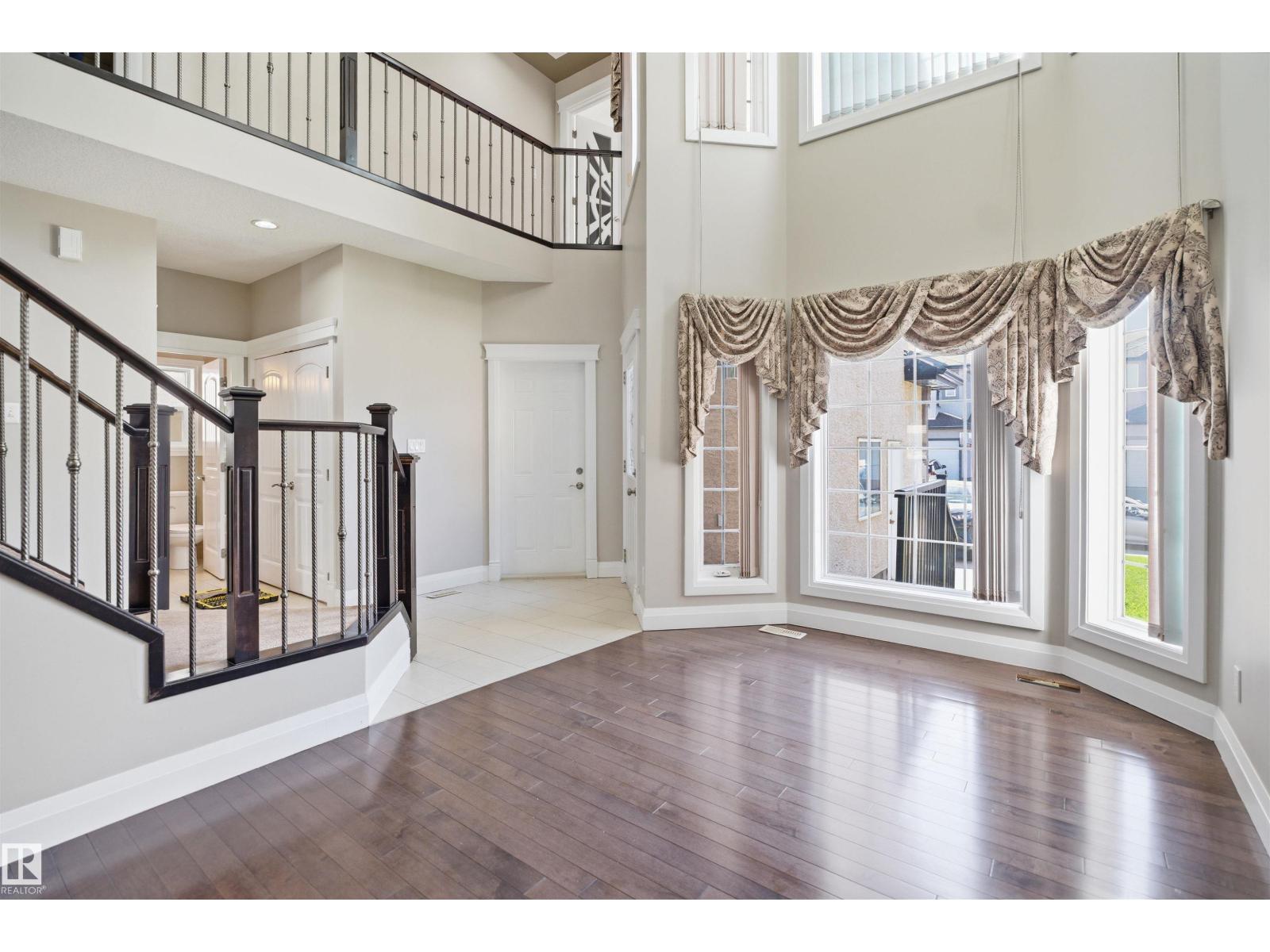 16807 54 ST NW - 4