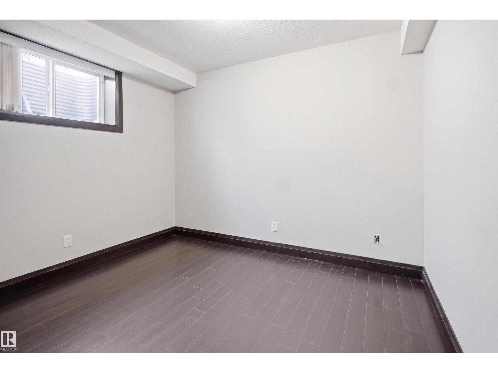 16807 54 ST NW - 43