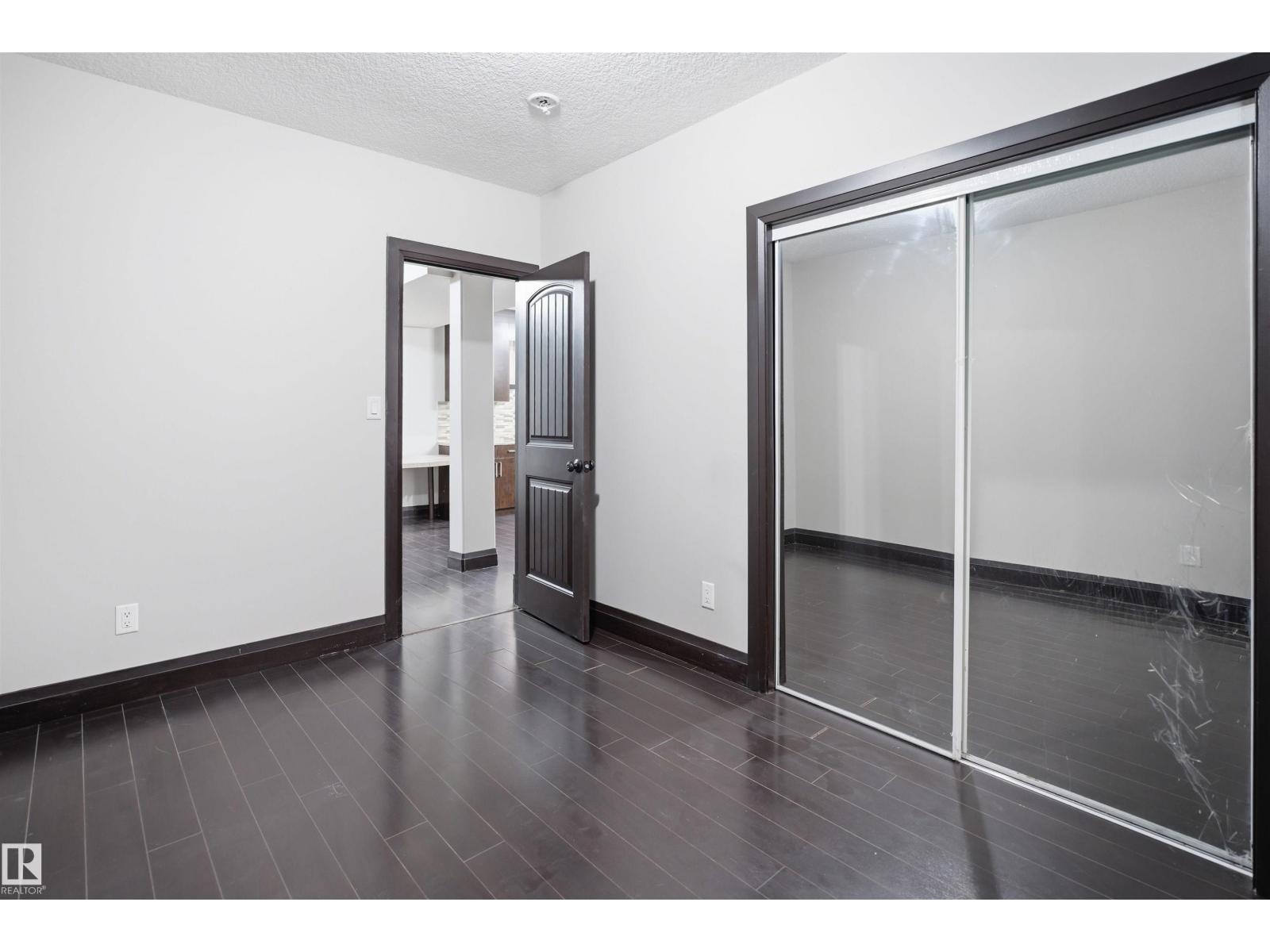 16807 54 ST NW - 46