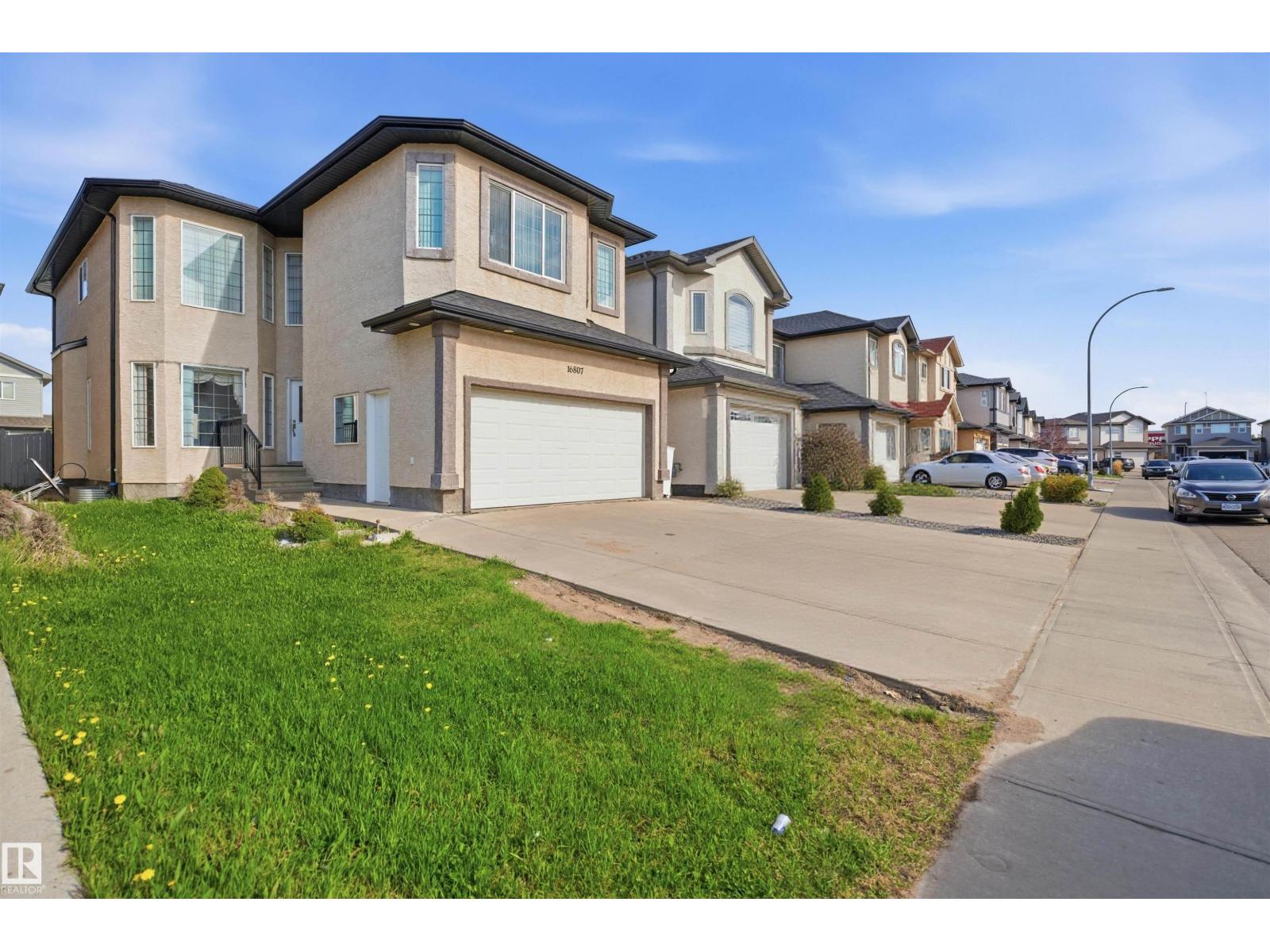 16807 54 ST NW - 52
