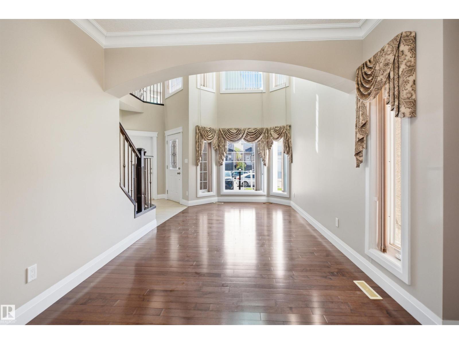 16807 54 ST NW - 6