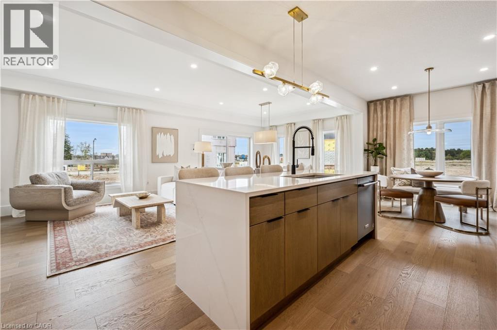 629 ANTON Crescent - 10