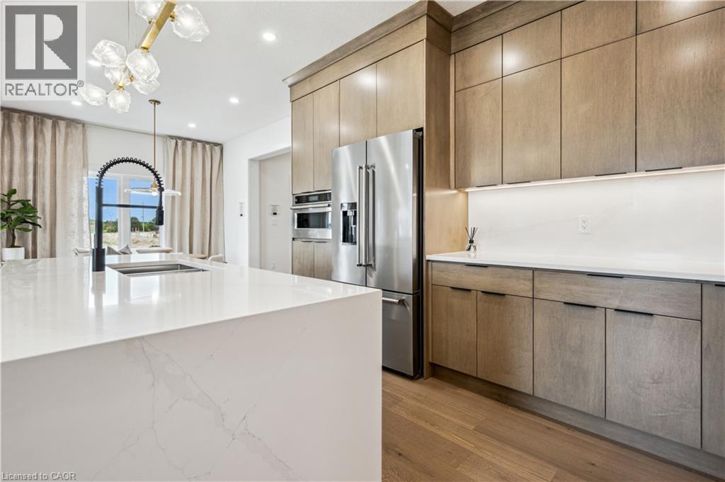 629 ANTON Crescent - 9
