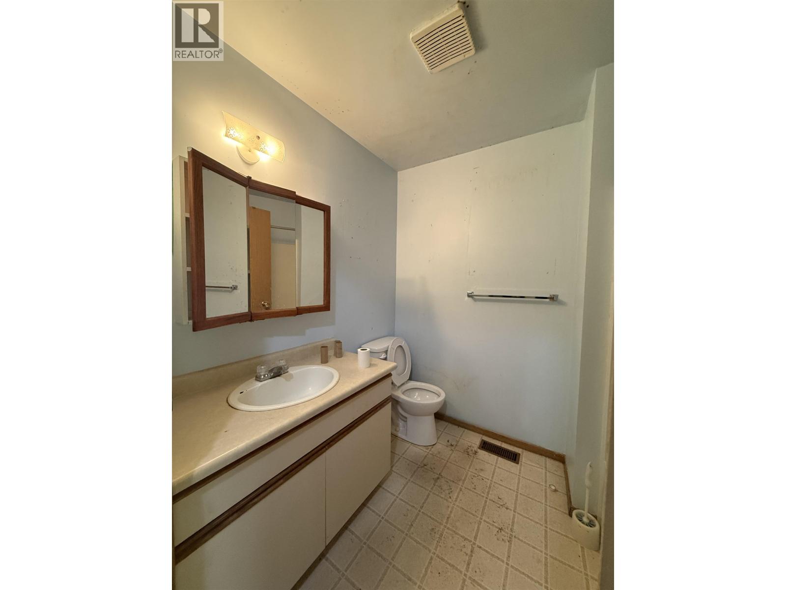 3677 FIRST AVENUE - 6