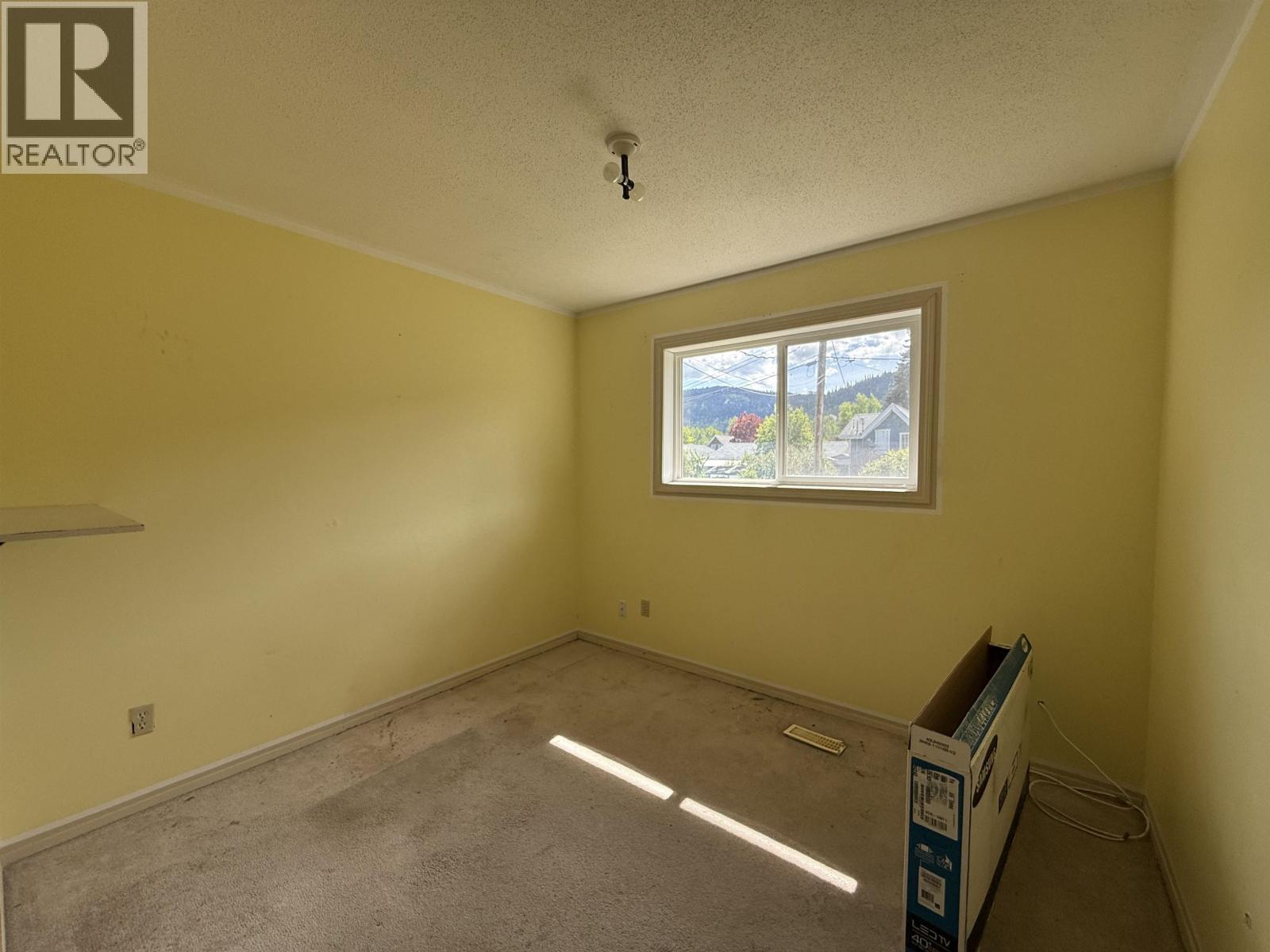 3677 FIRST AVENUE - 8
