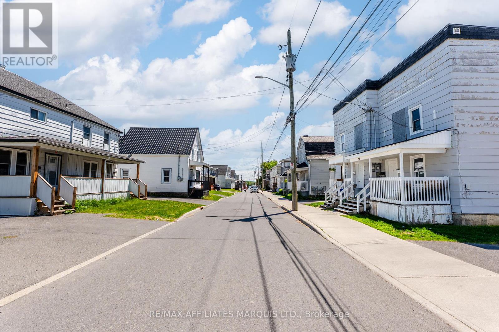 231 LOUISA STREET - 11