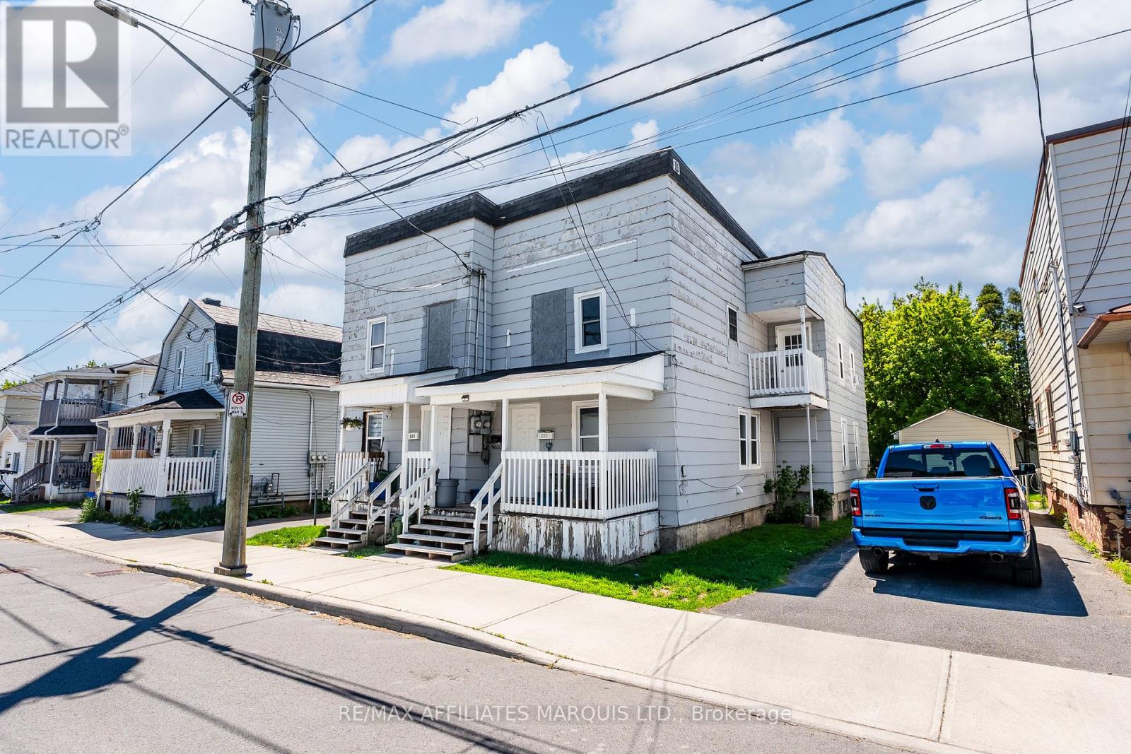 231 LOUISA STREET - 3