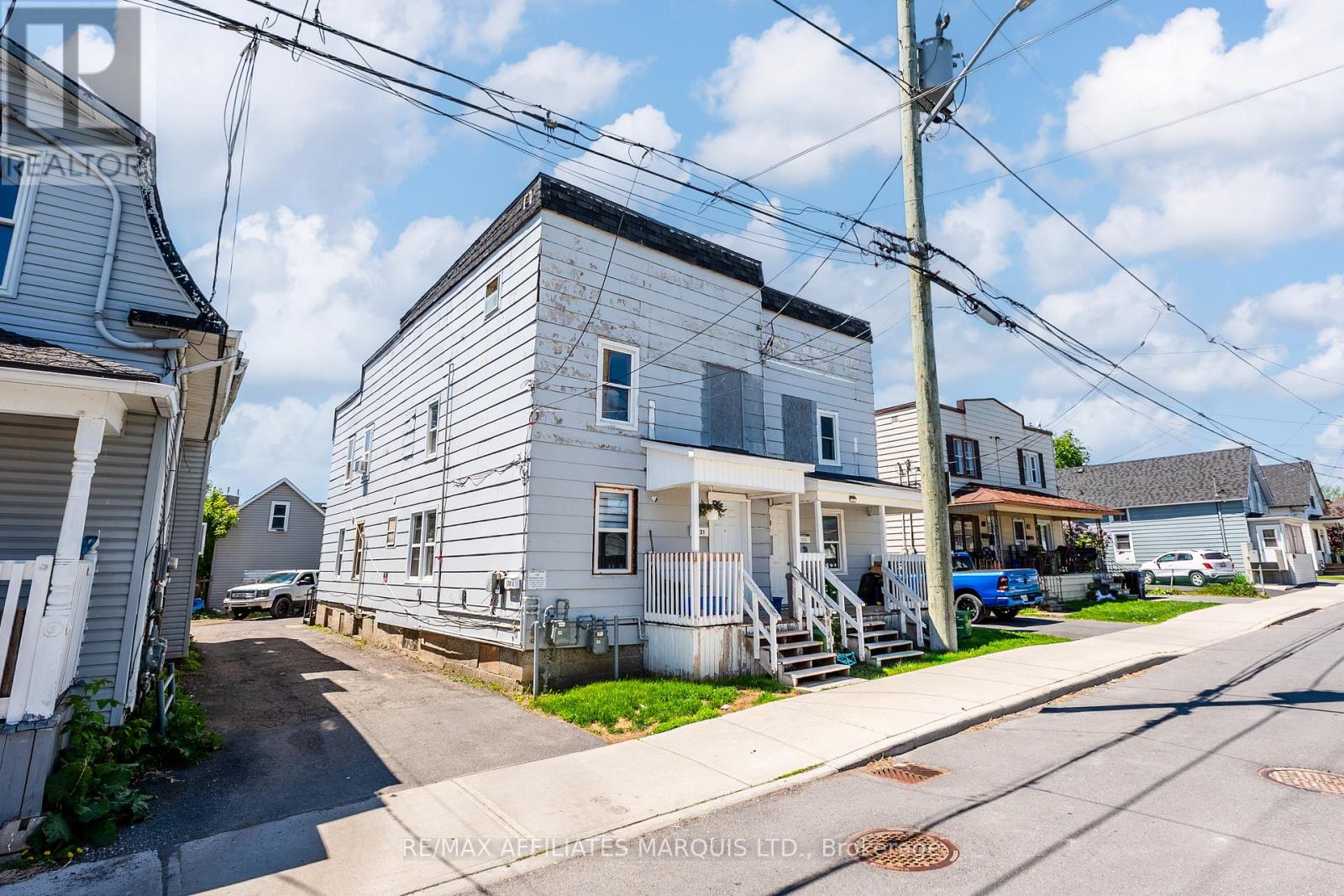 231 LOUISA STREET - 4