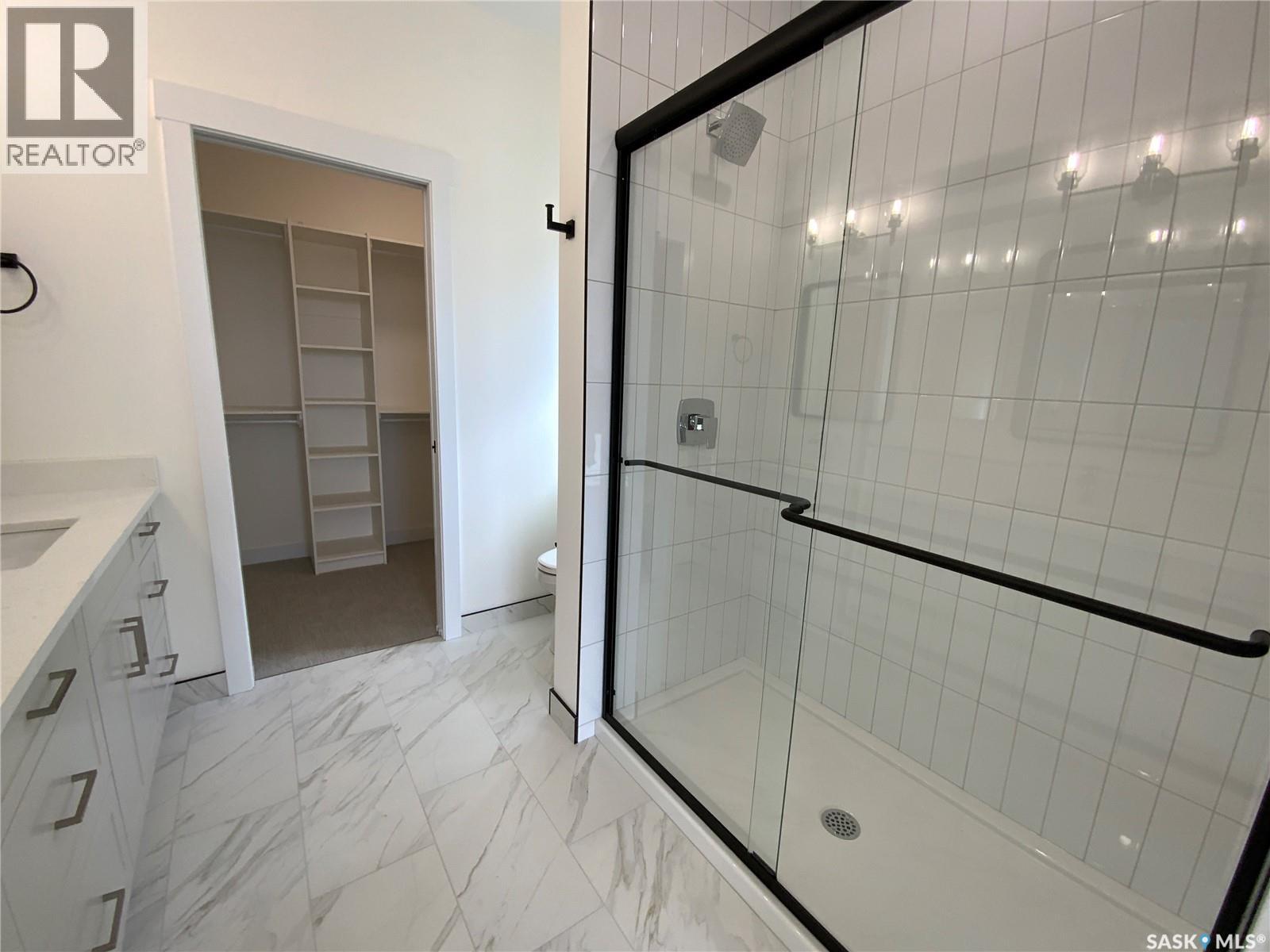 242 Doran WAY - 9