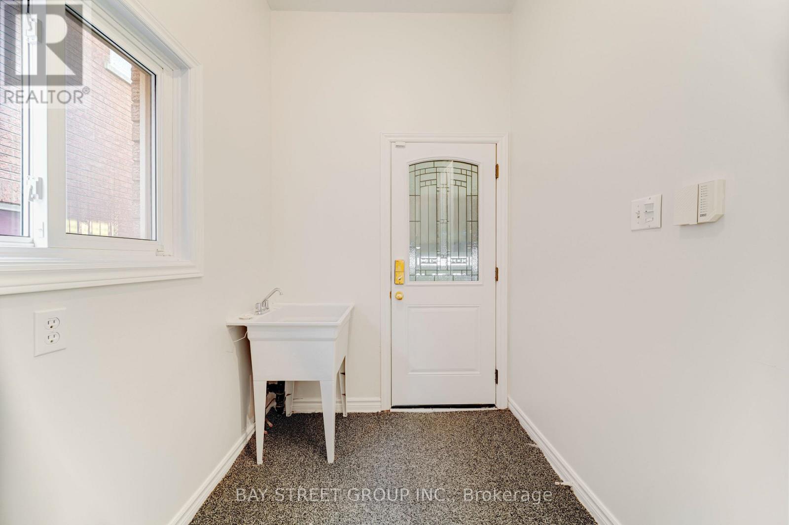 69 BILBERMAR DRIVE - 10