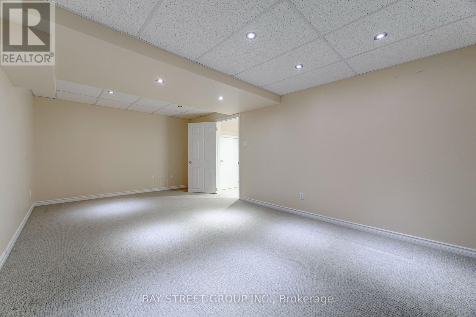 69 BILBERMAR DRIVE - 37
