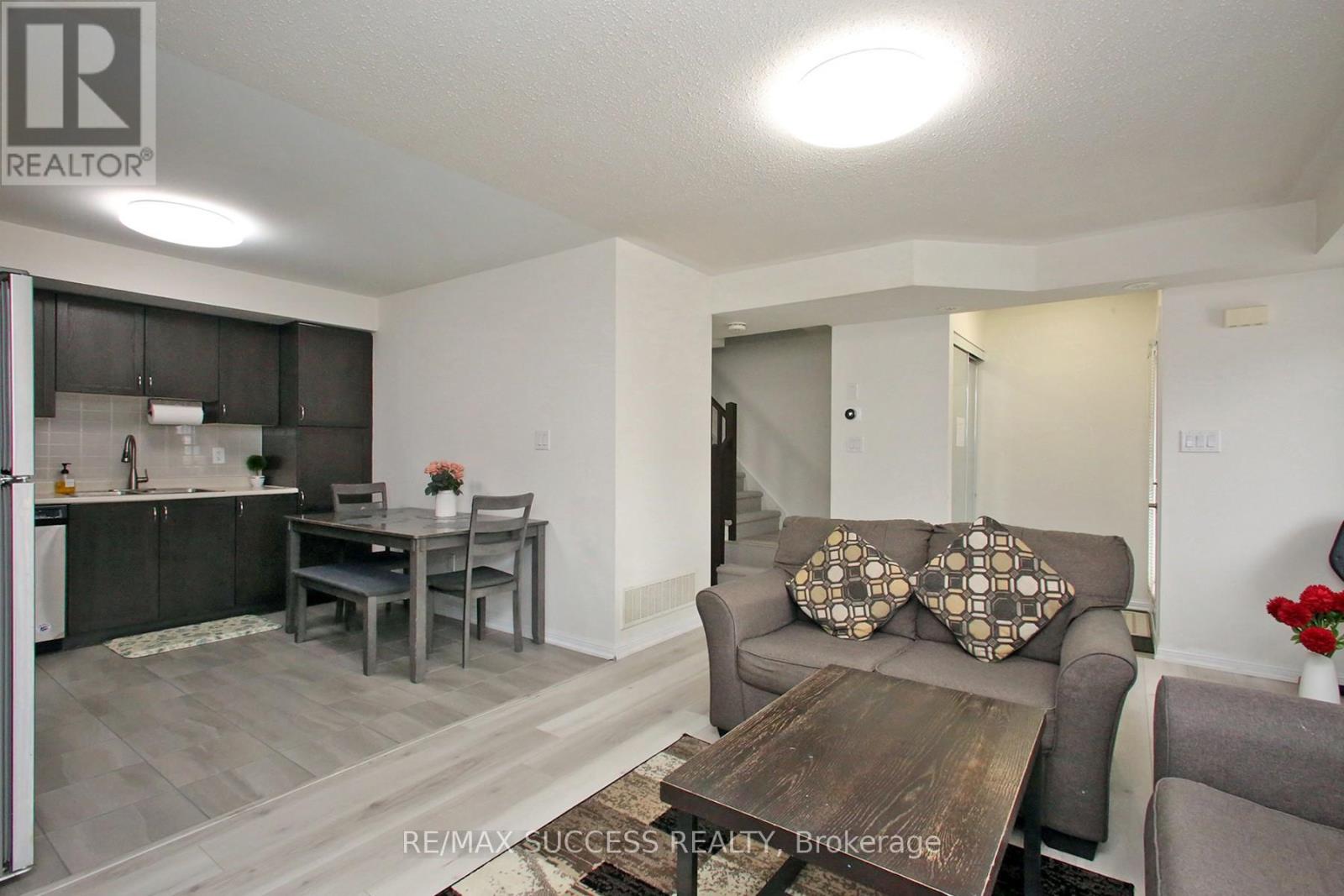#320 250 SUNNY MEADOW BOULEVARD - 9