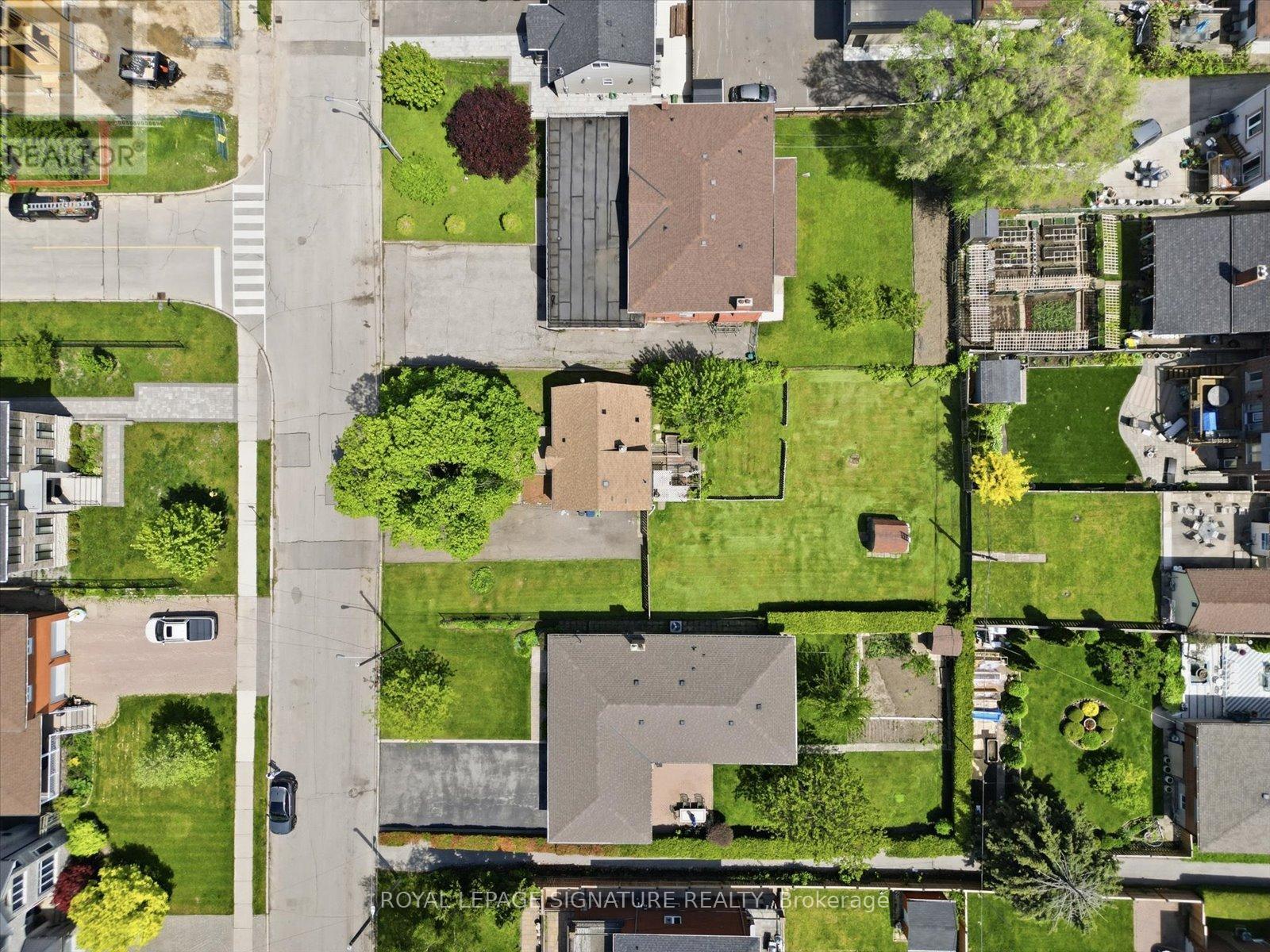 95 GLEN LONG AVENUE - 32