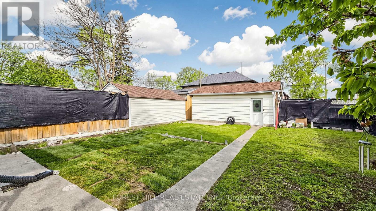2 ELLINS AVENUE - 7
