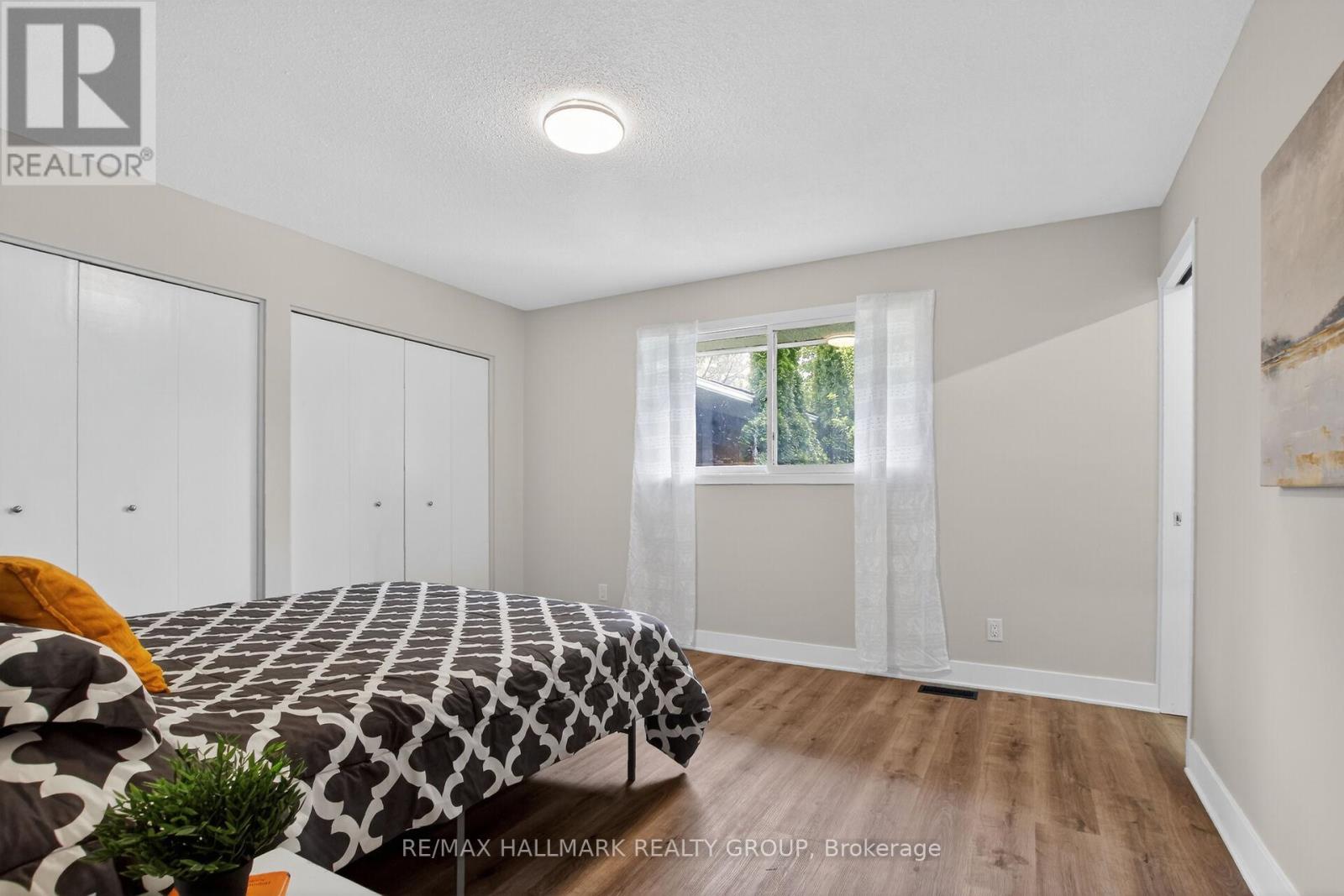 2 BIRDSTONE AVENUE - 15