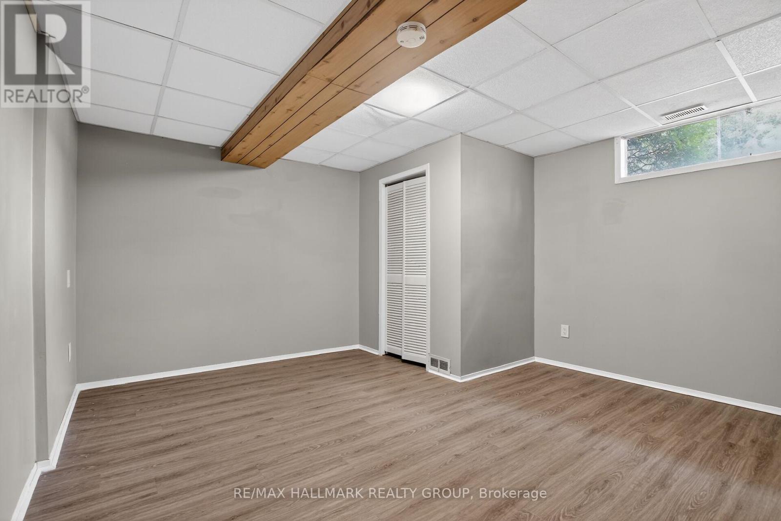 2 BIRDSTONE AVENUE - 36