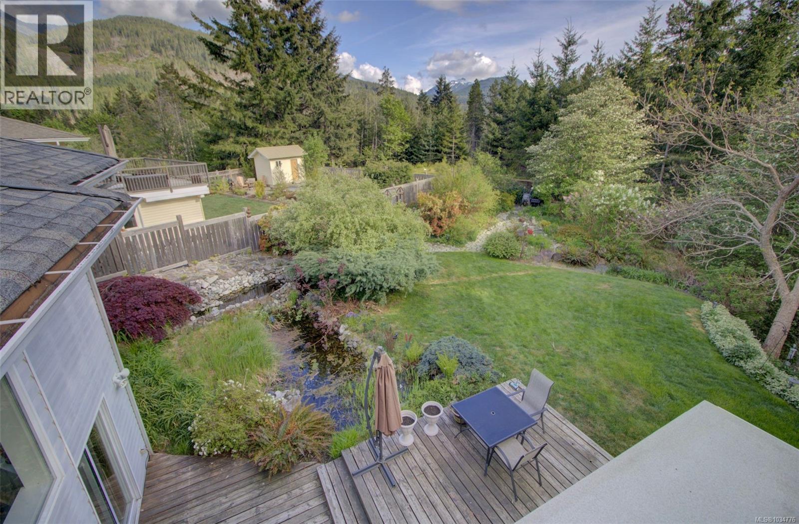 414 Donner Dr - 27