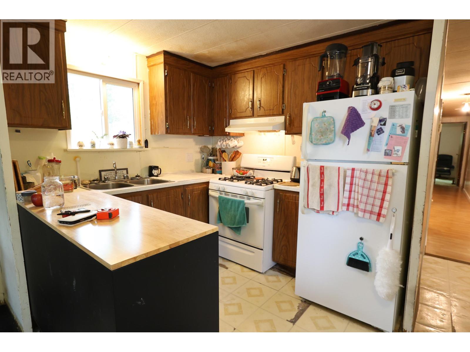 Photo 9 of 20 — 3270 MUERMANN ROAD · Prince George, BC
