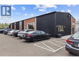 47 Blakeny Street, photo 3