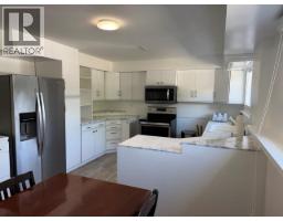 647 Clifton Road, Kelowna, BC V1V1A7 Photo 22