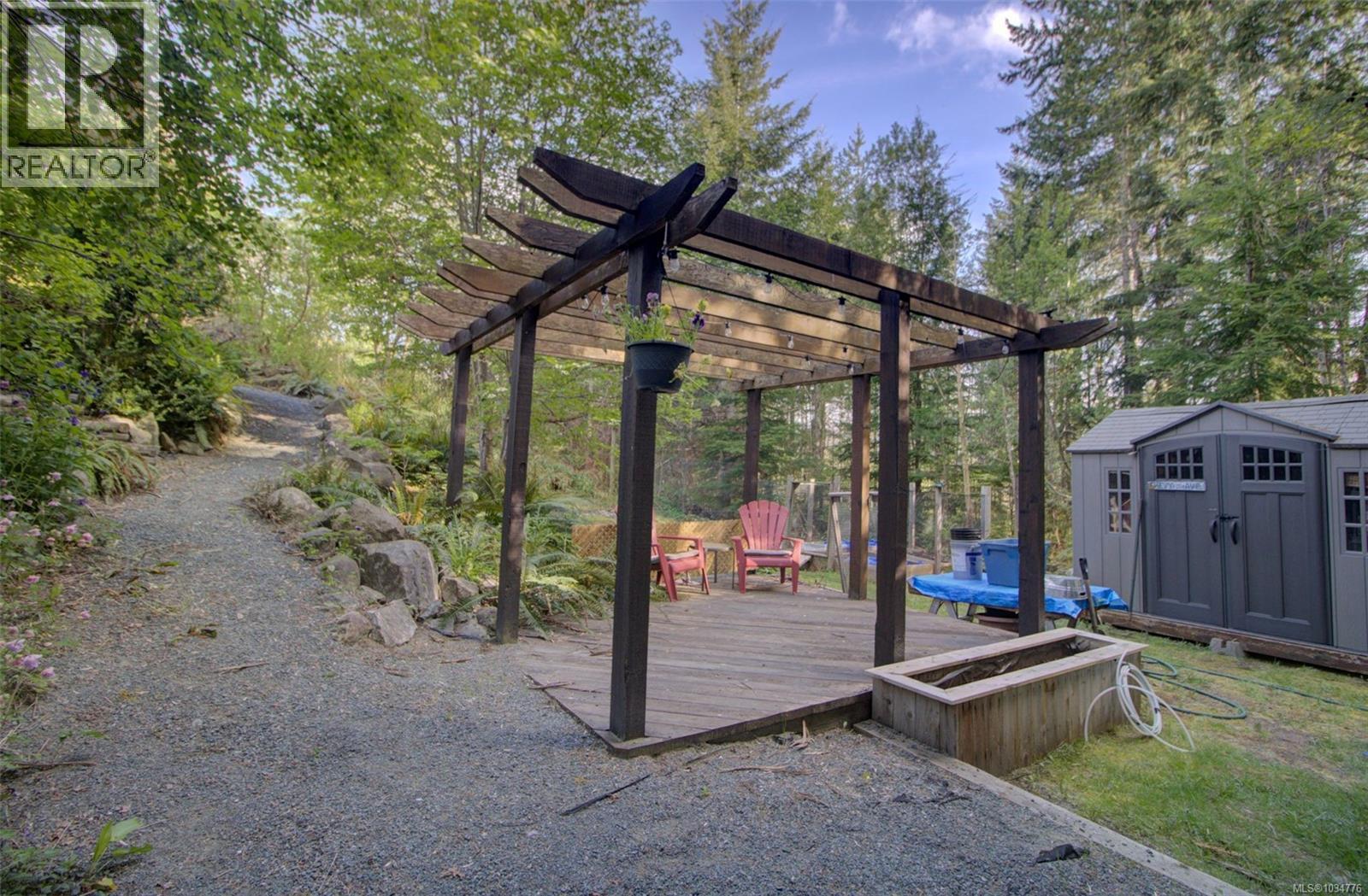 414 Donner Dr - 34