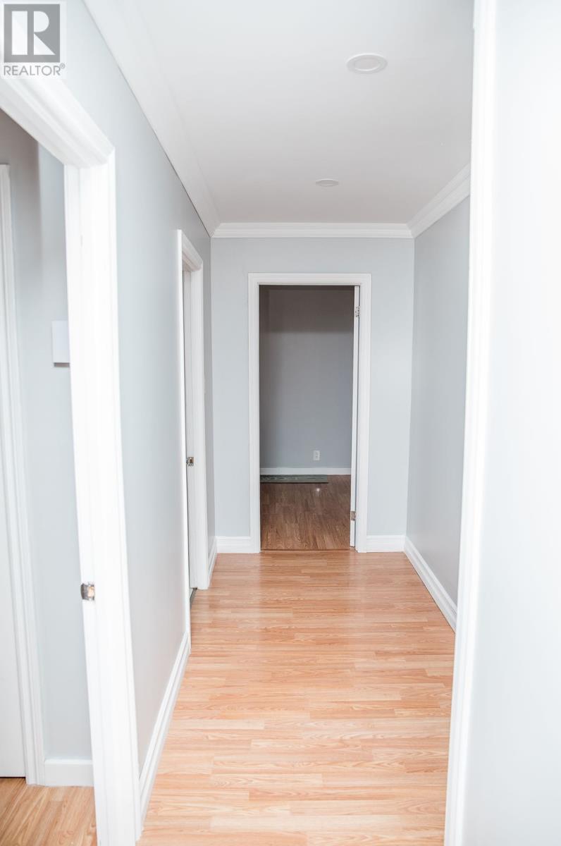 20 Swan's Road - 13