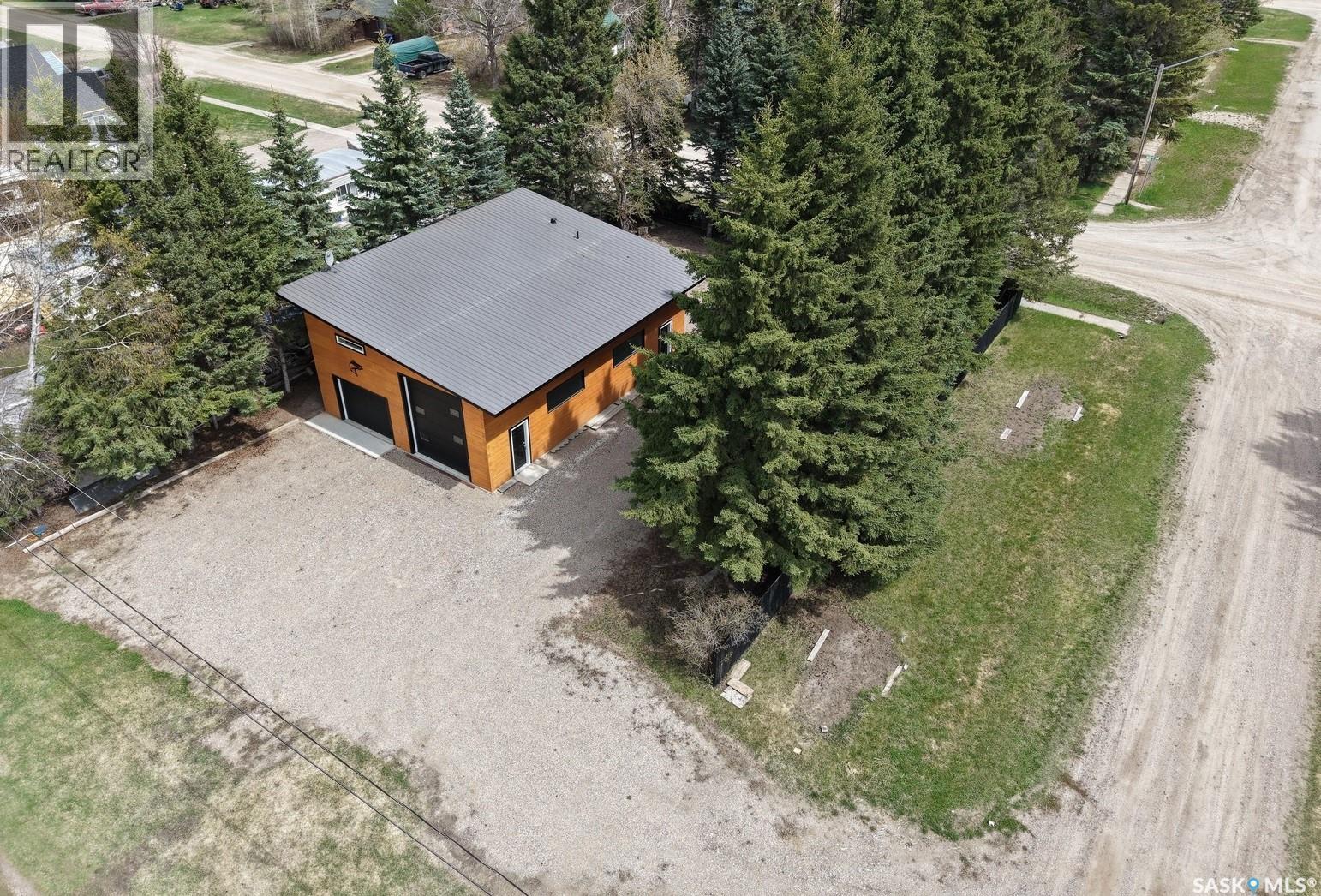 109 Rustad AVENUE - 1