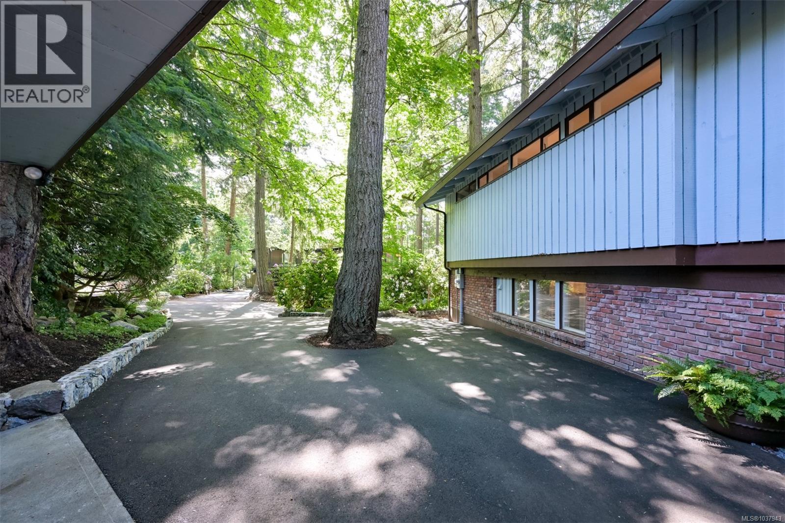 4500 Edgewood Pl - 36