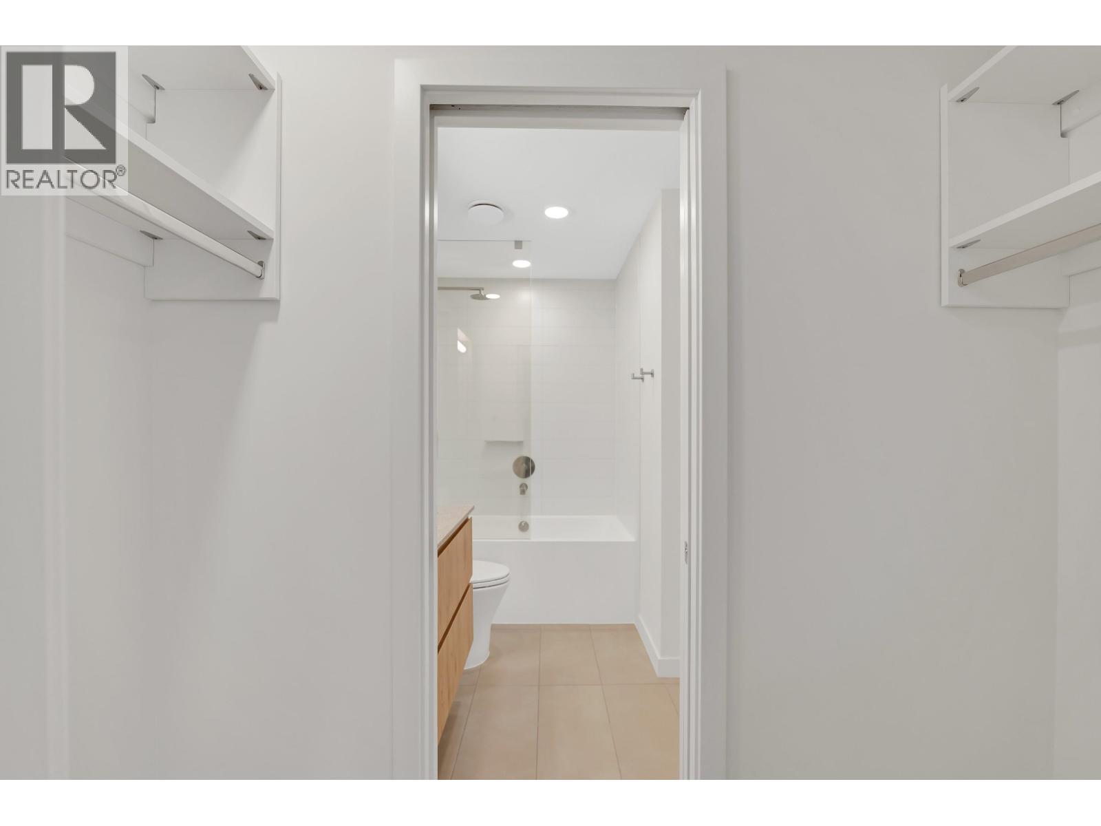 401 1500 SCOTT CRESCENT, Squamish