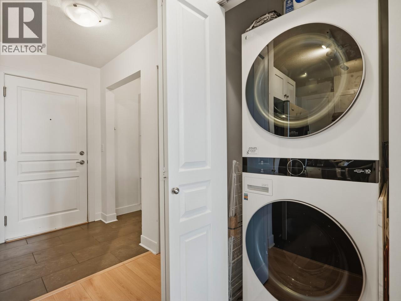 414 738 E 29TH AVENUE, Vancouver