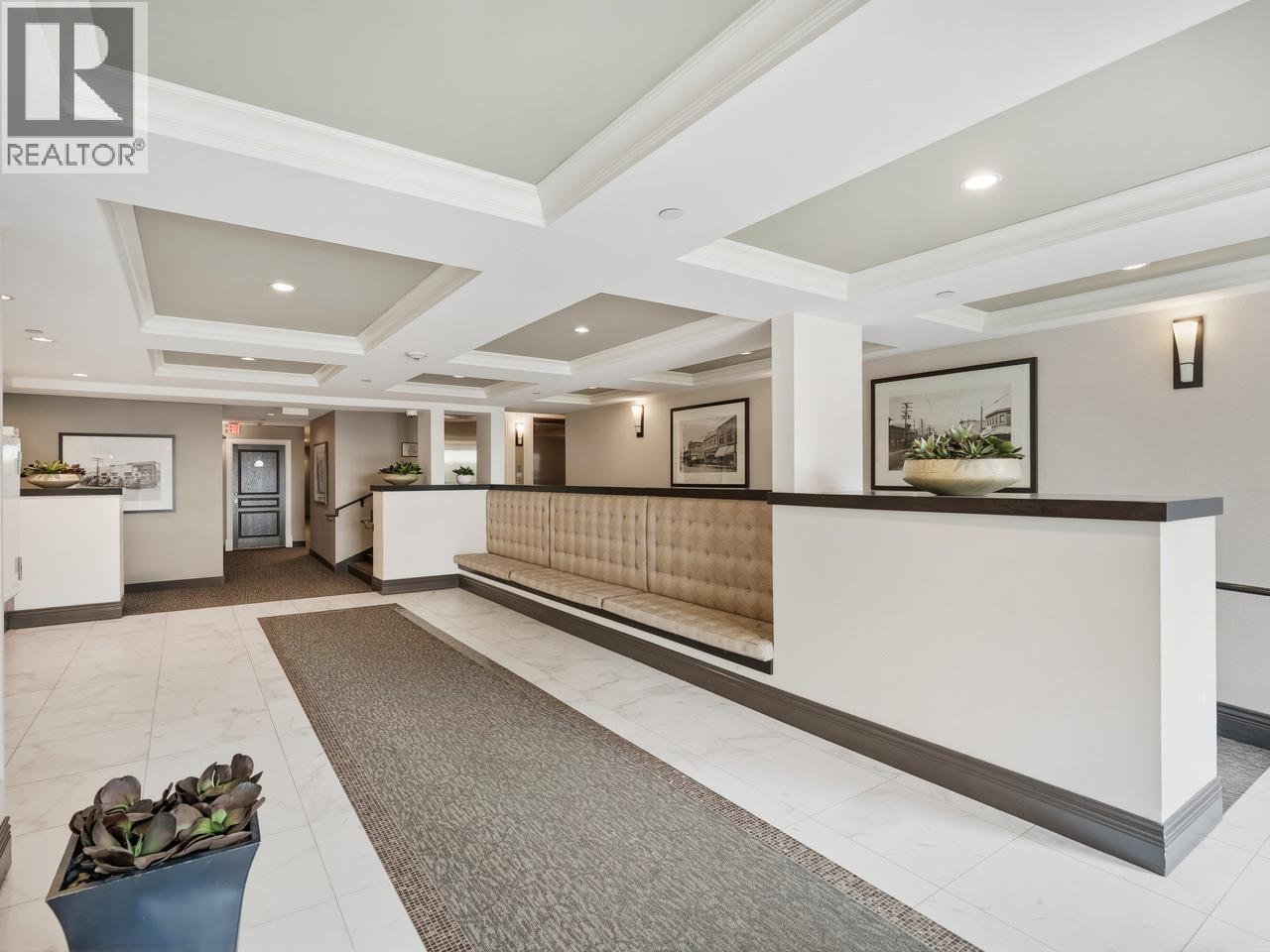 414 738 E 29TH AVENUE, Vancouver