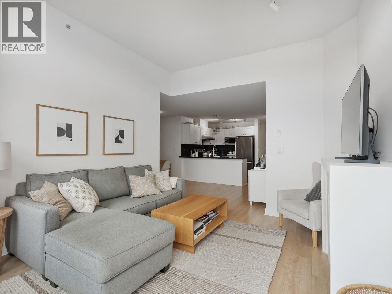 414 738 E 29TH AVENUE, Vancouver