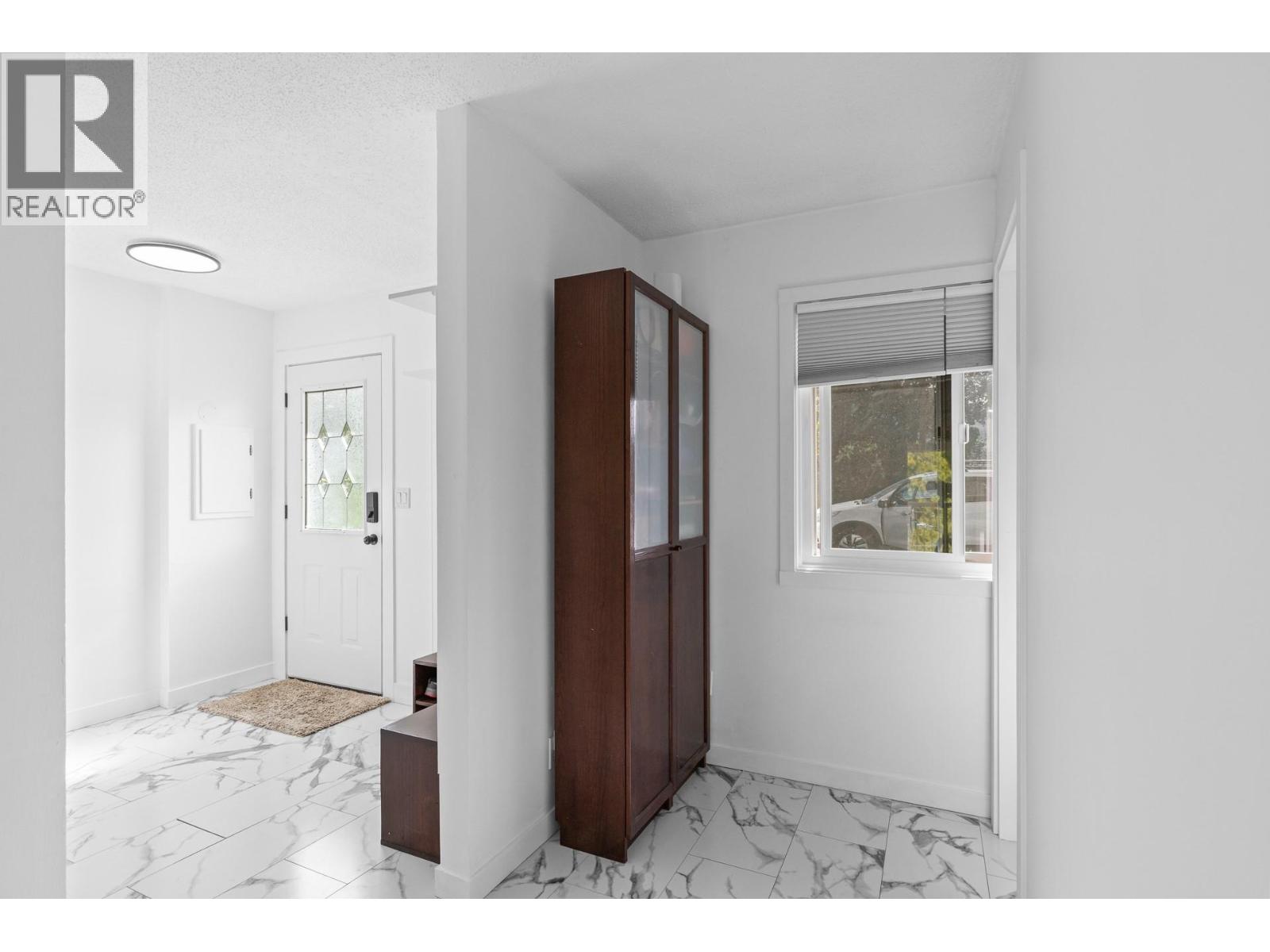 700 Fraser Road - 14
