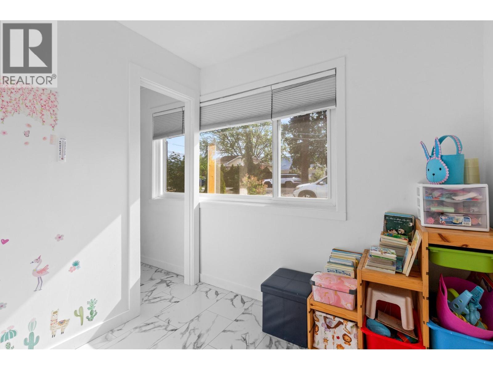700 Fraser Road - 16