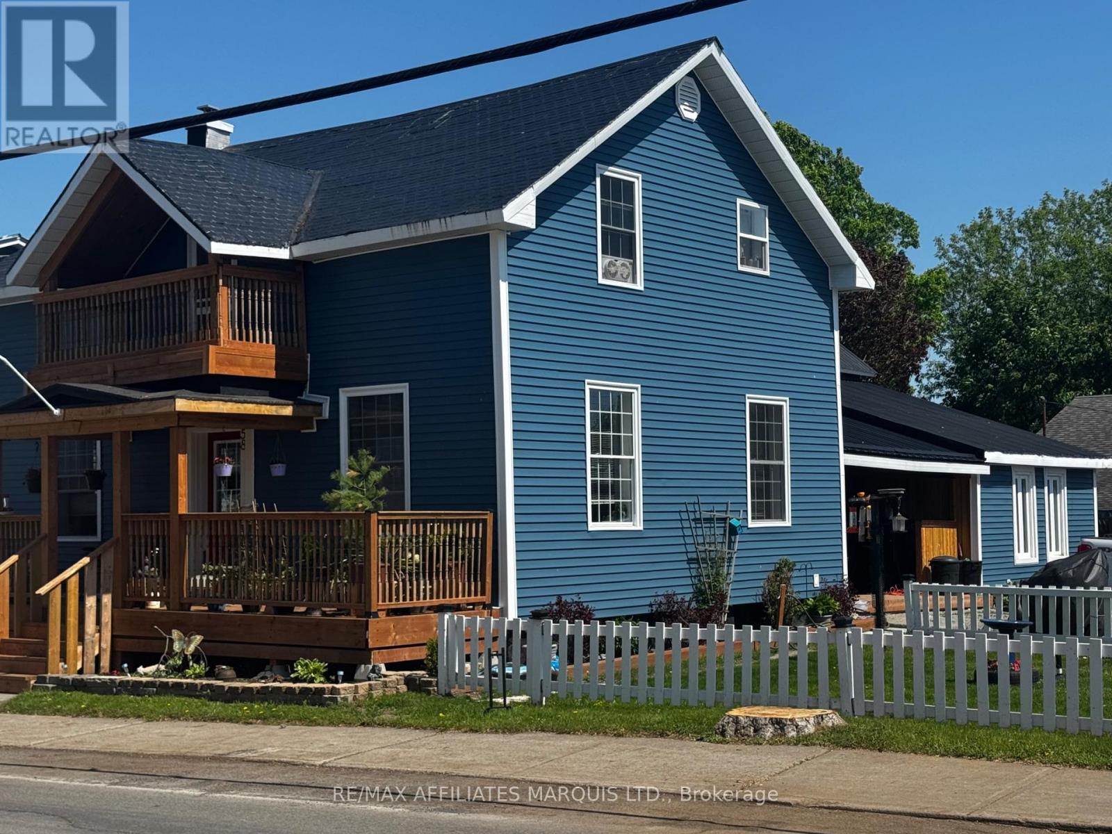 58 KENYON STREET W - 3