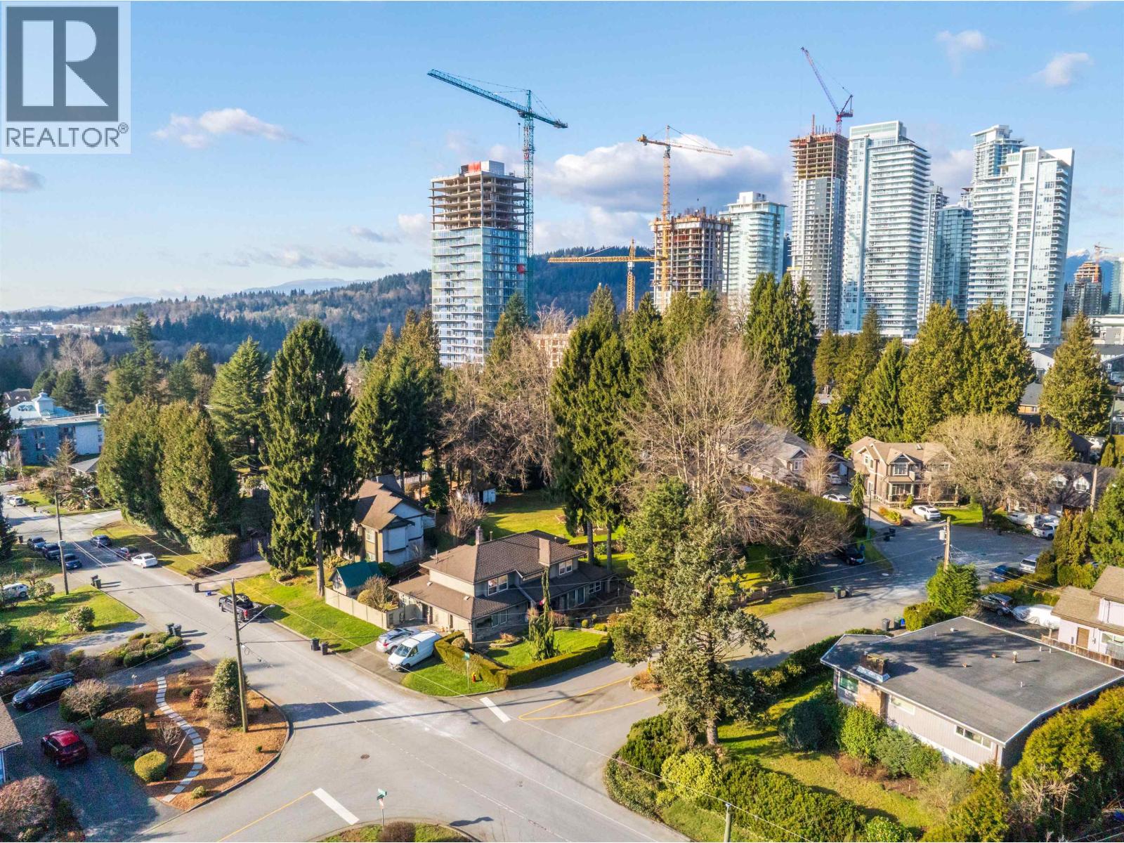 525 PERTH AVENUE, Coquitlam