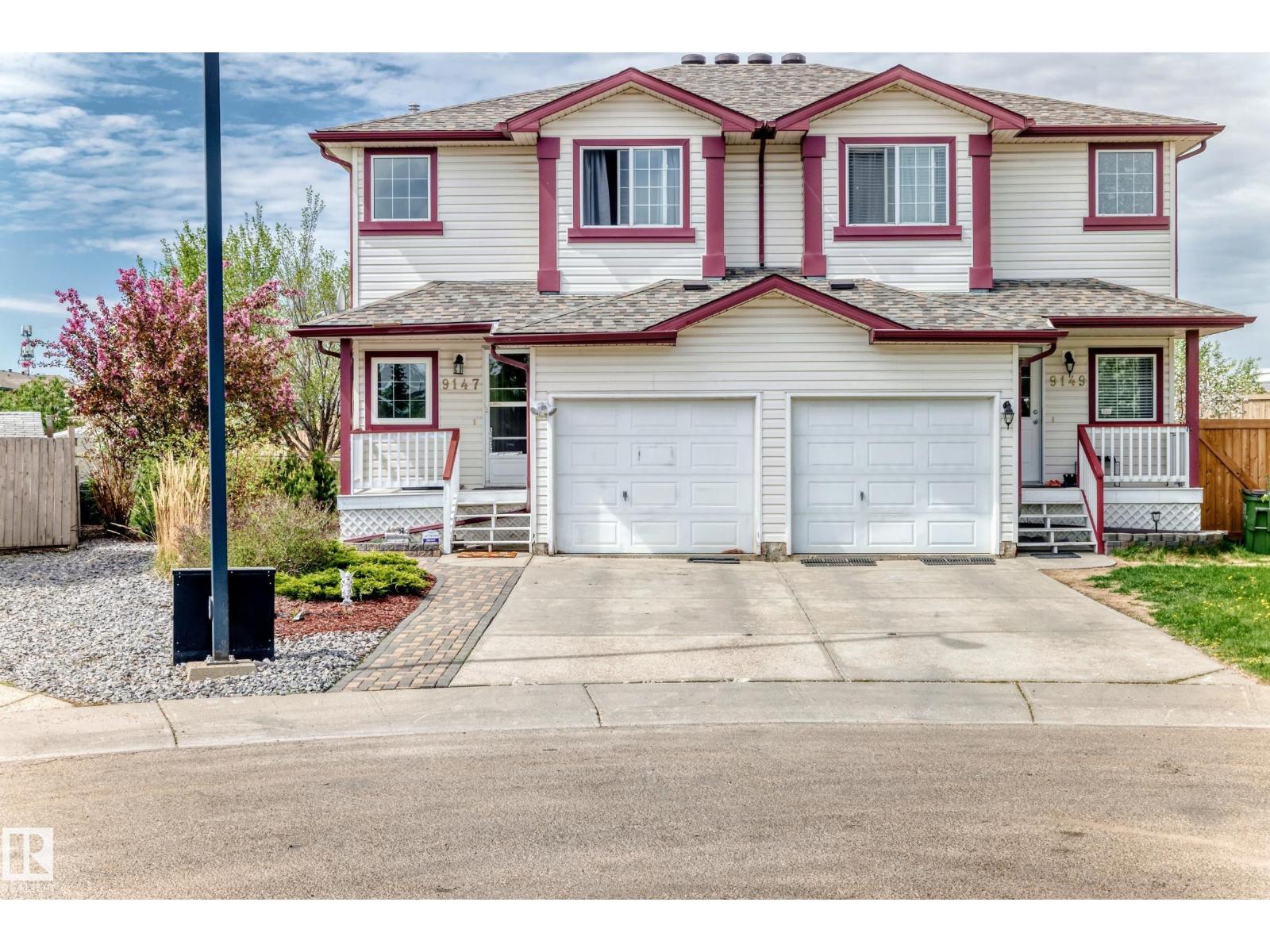 9147 165 AV NW - 1