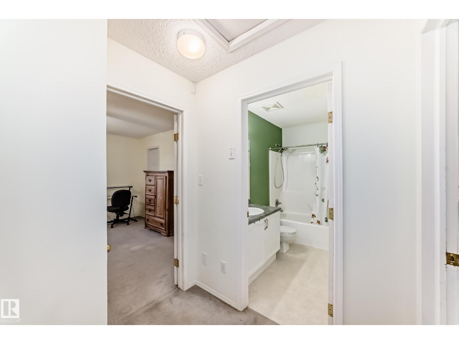 9147 165 AV NW - 27