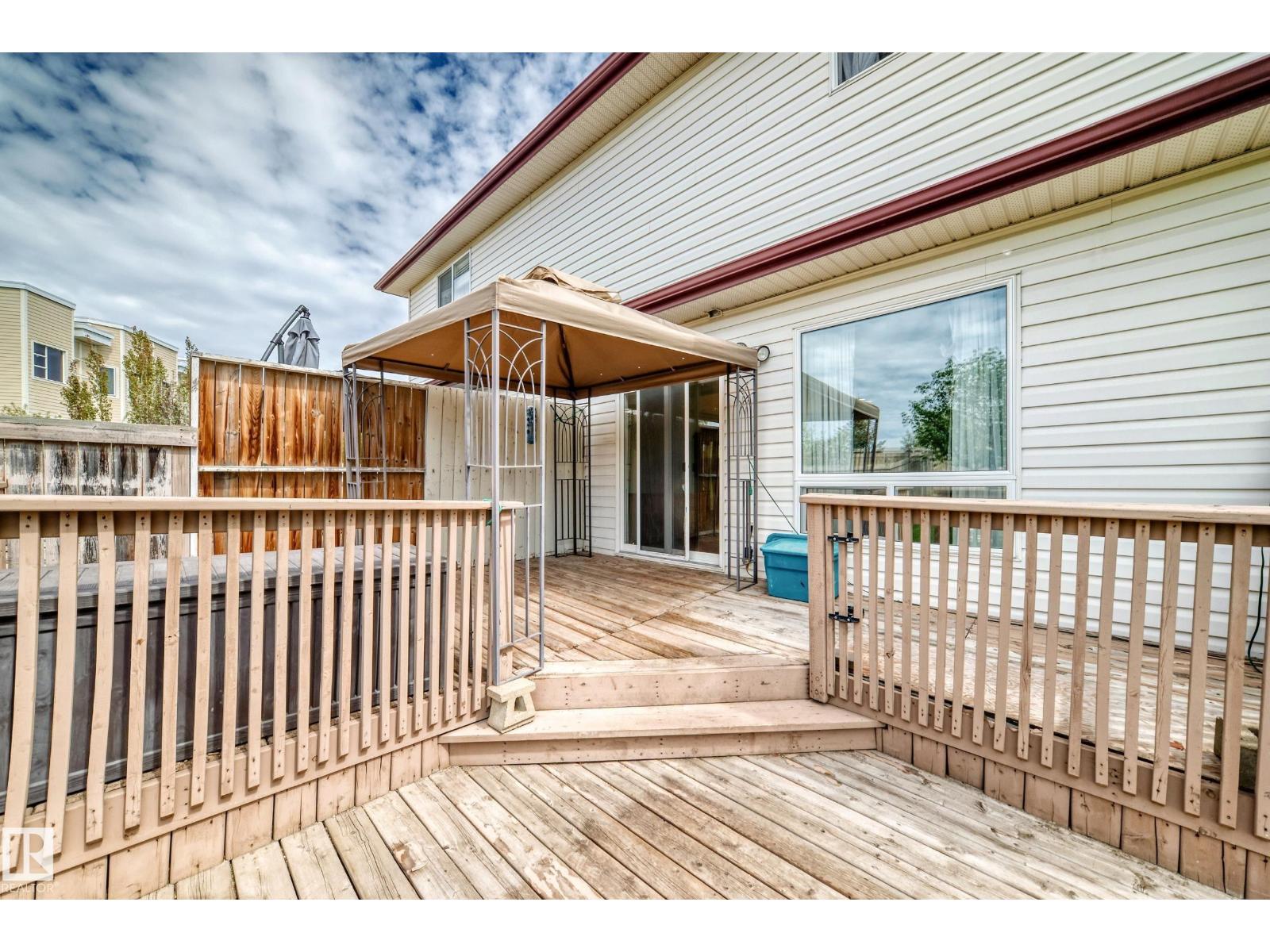 9147 165 AV NW - 39
