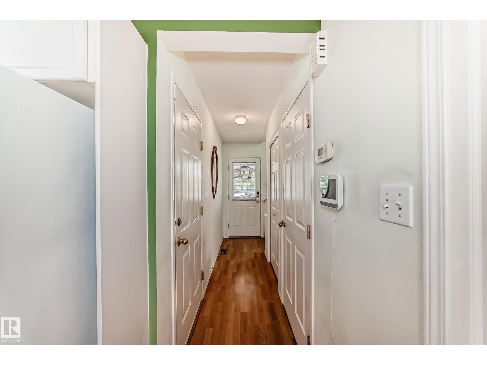 9147 165 AV NW - 4