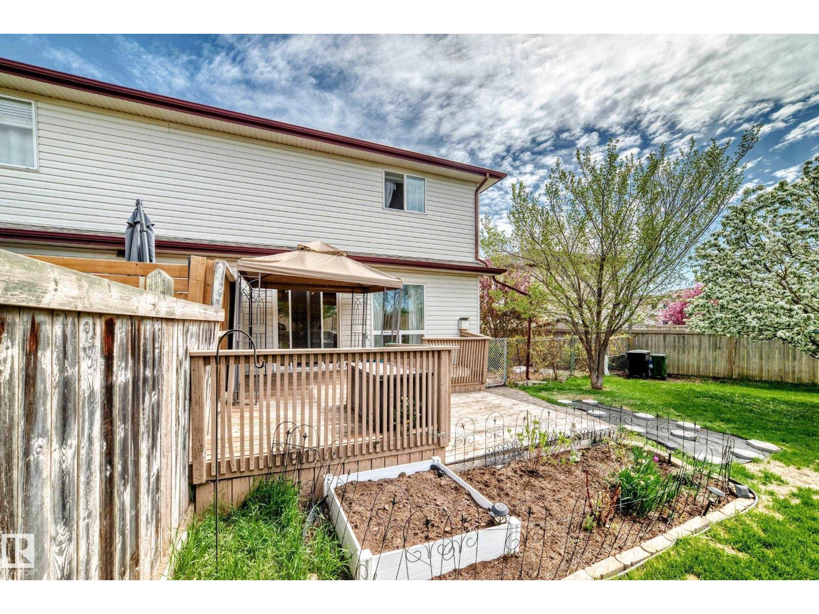 9147 165 AV NW - 40