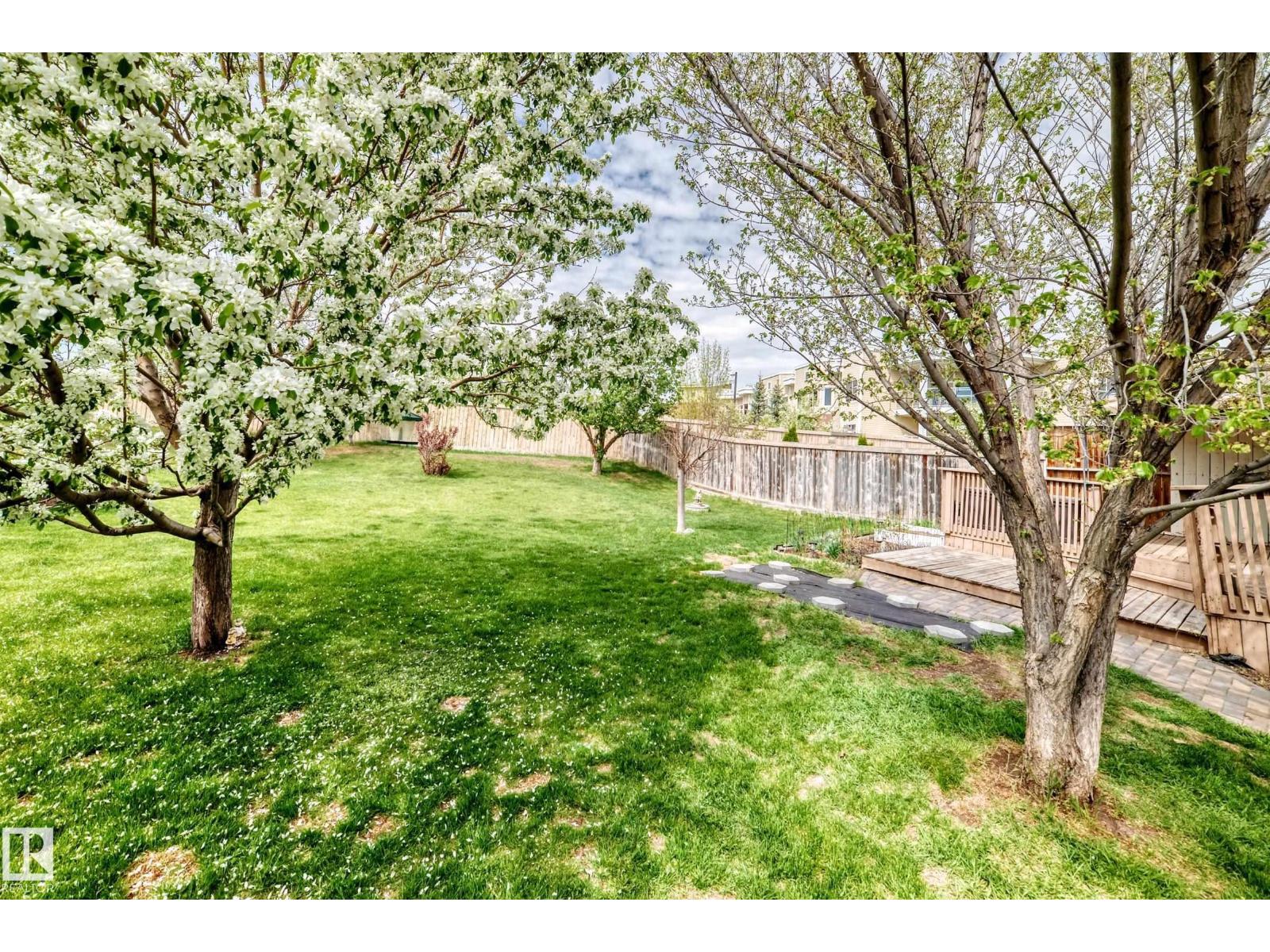 9147 165 AV NW - 47