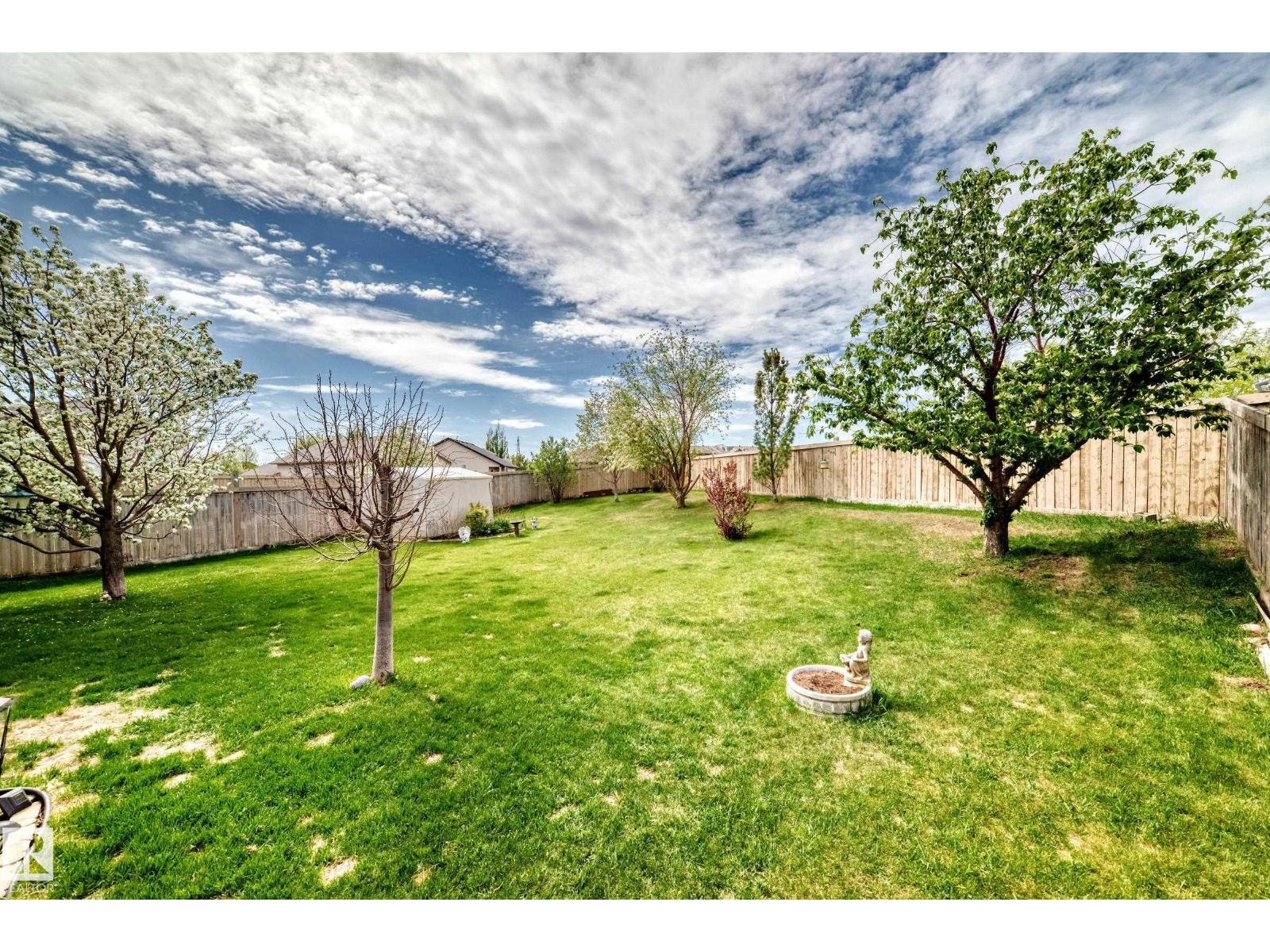 9147 165 AV NW - 48