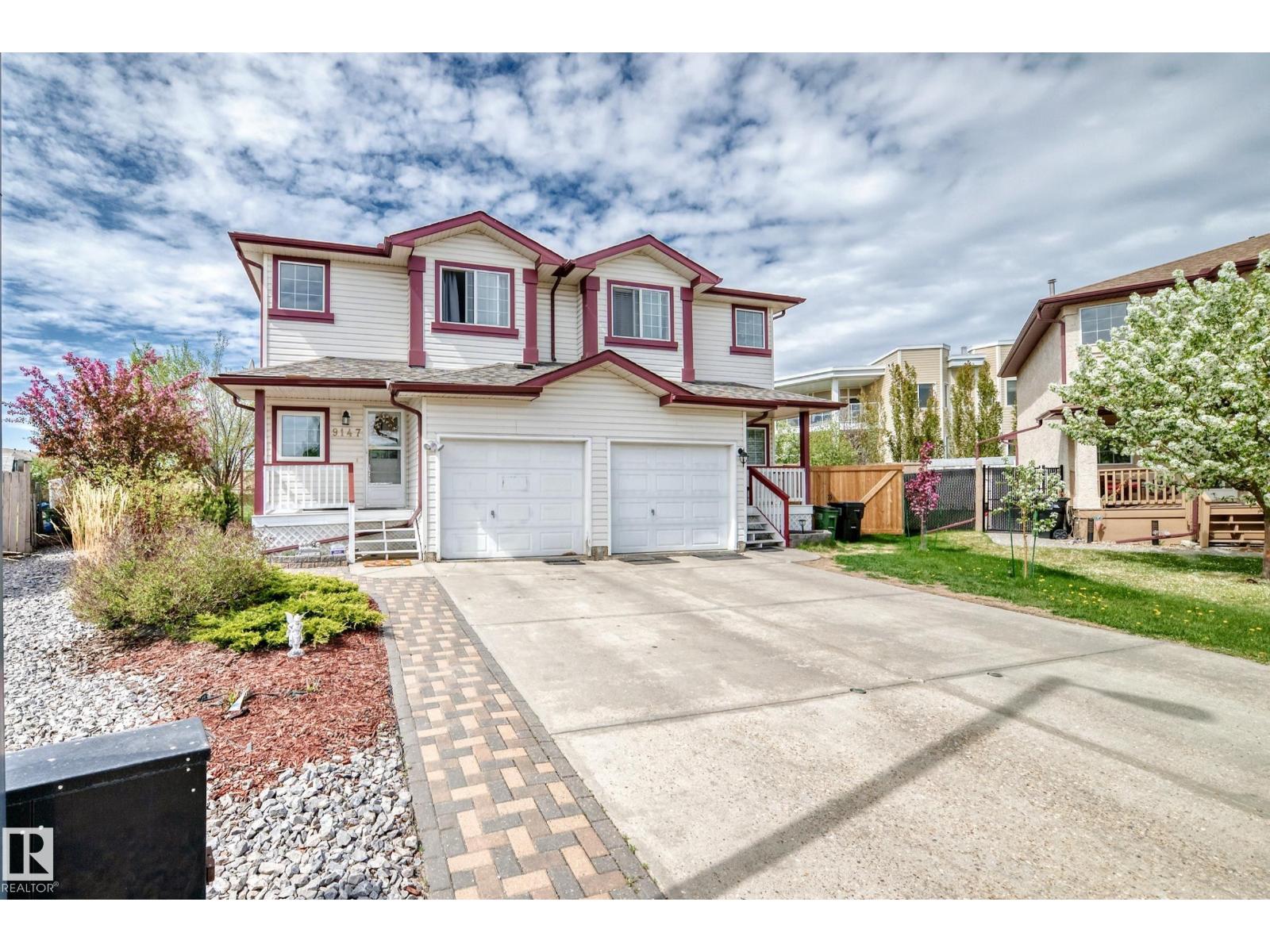 9147 165 AV NW - 52