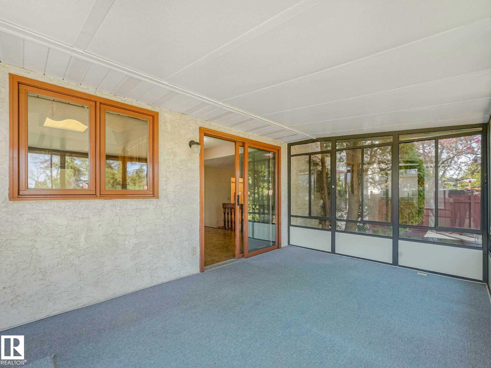 18514 86A AV NW - 17