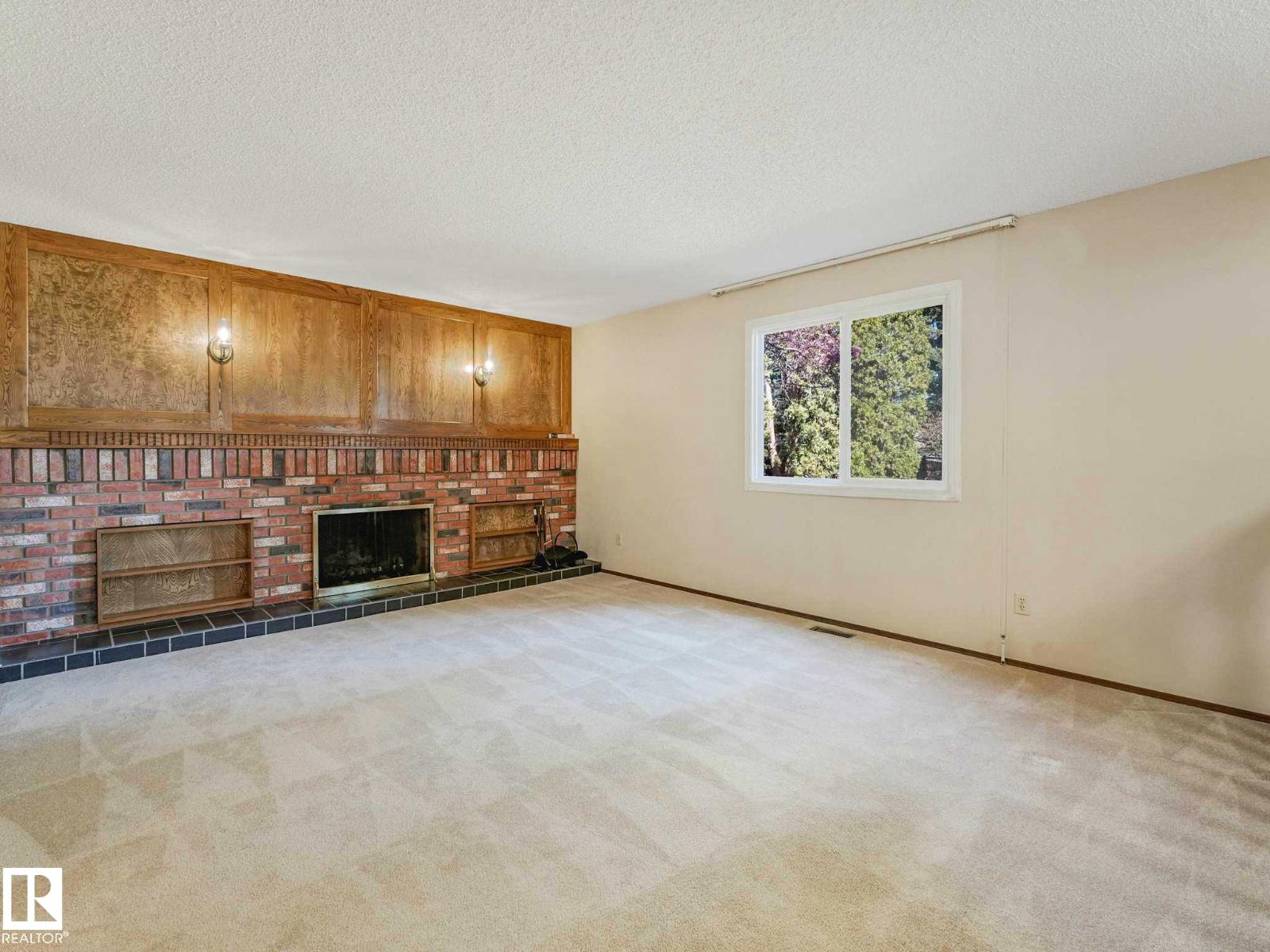 18514 86A AV NW - 19