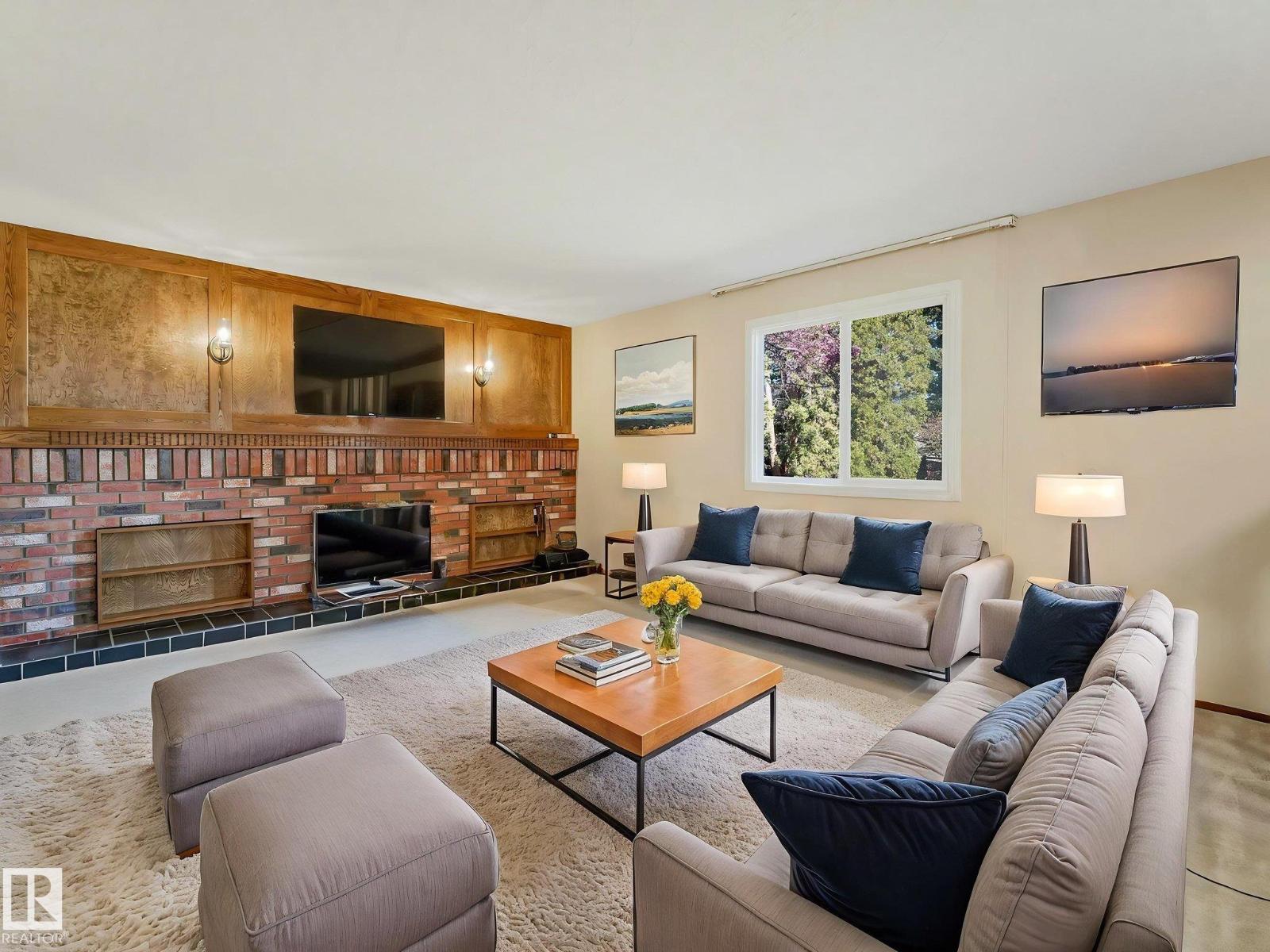 18514 86A AV NW - 21