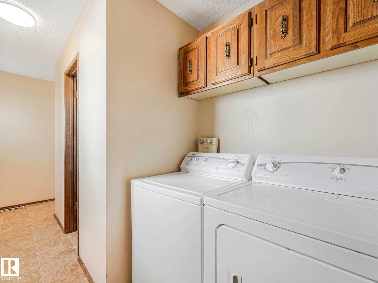 18514 86A AV NW - 31