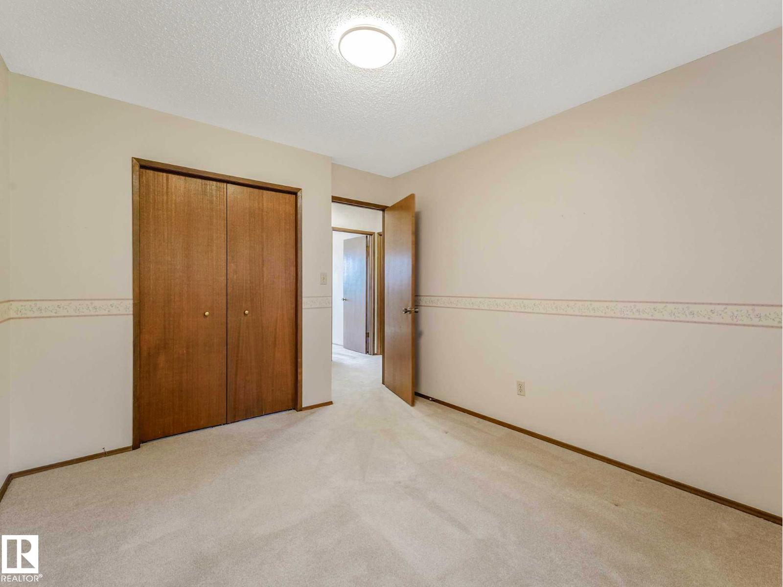 18514 86A AV NW - 35