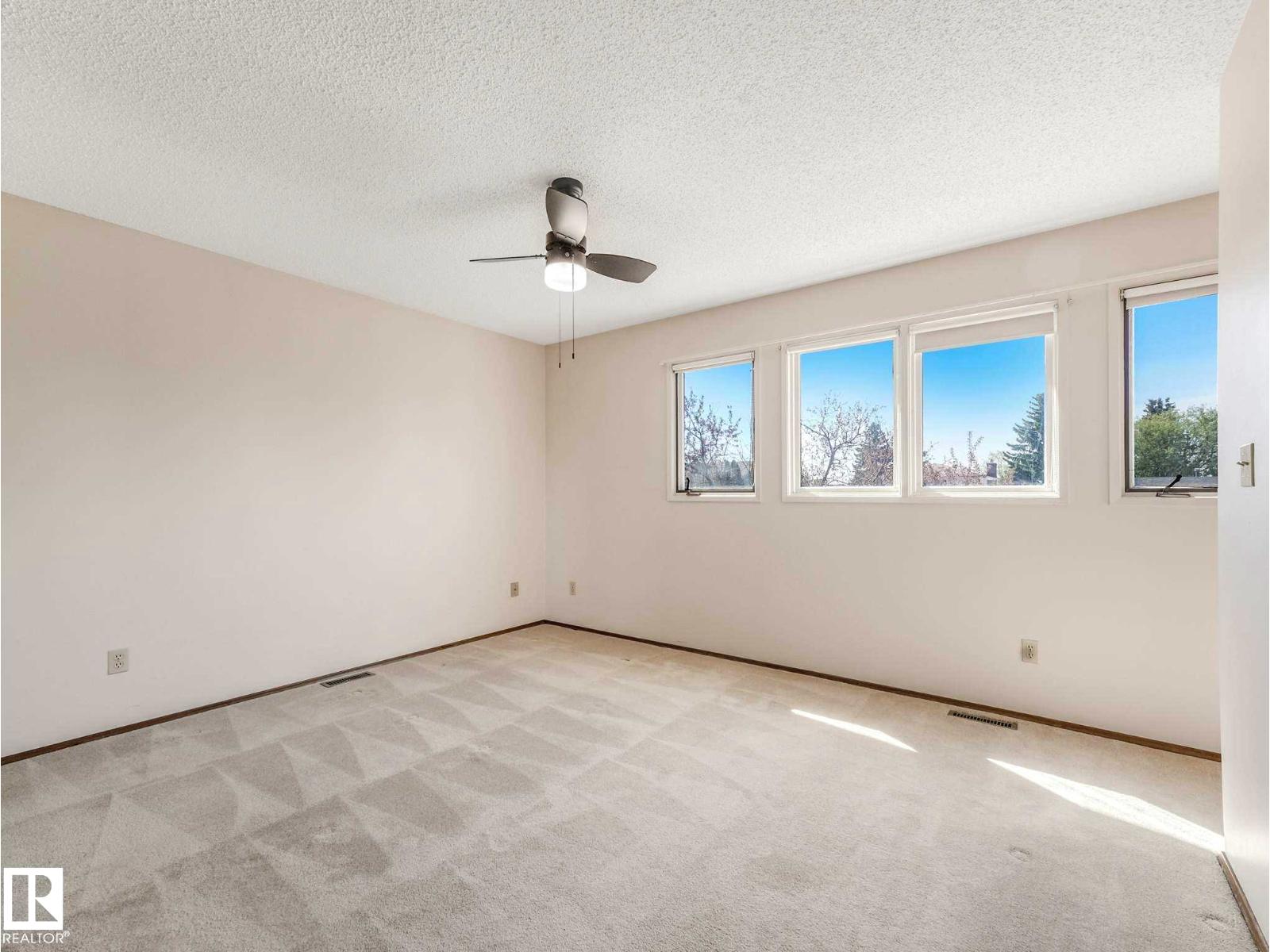 18514 86A AV NW - 39